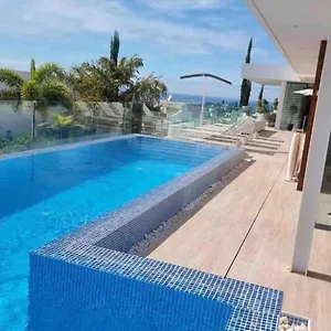 villa-rebeka.in-canary-islands.com/