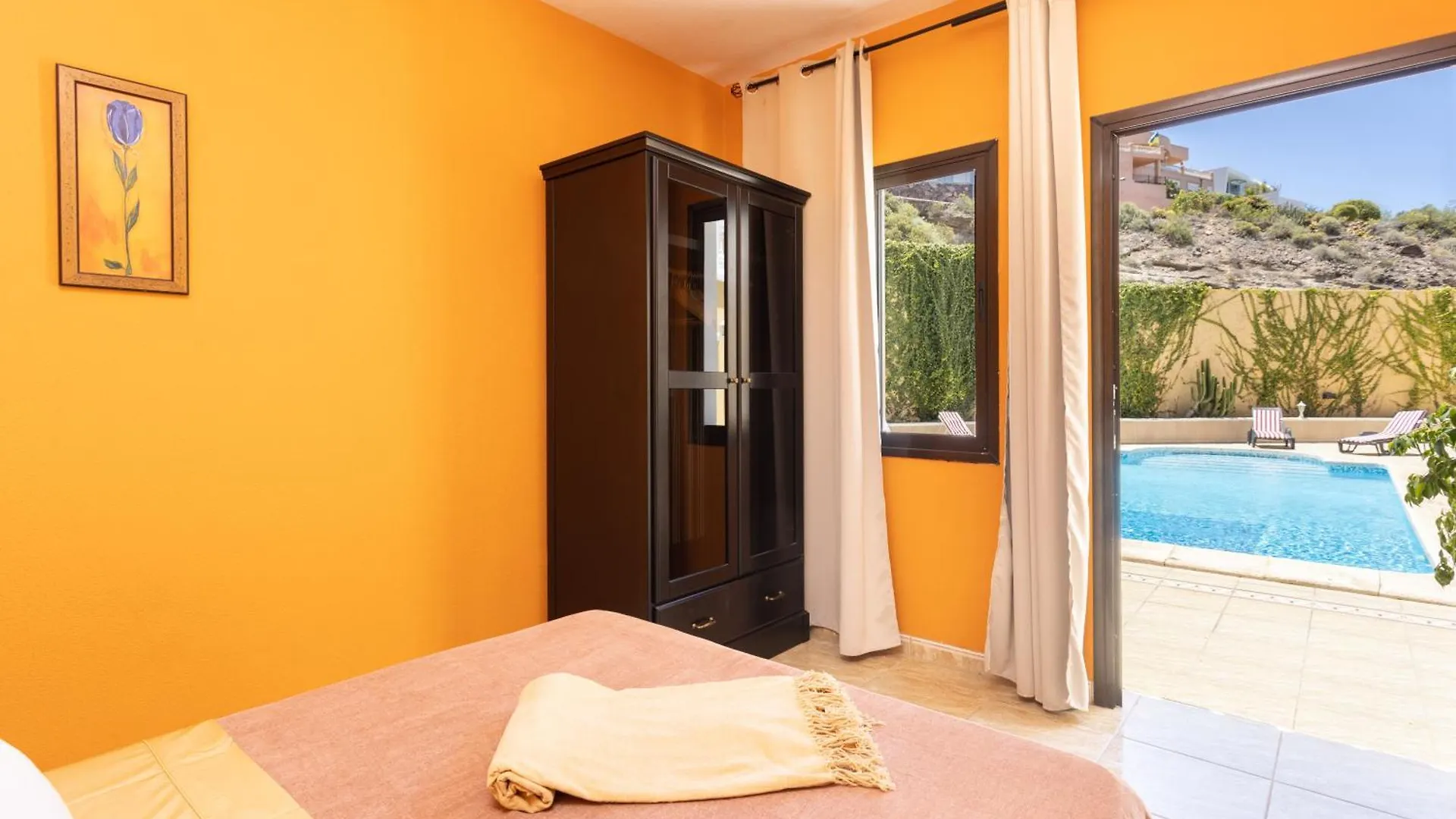 Luxurious Villa 1,5 Kilometers From Costa Adeje  أذيخي
